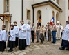 Žehnání farních praporů arcibiskupem Mons. Janem Graubnerem